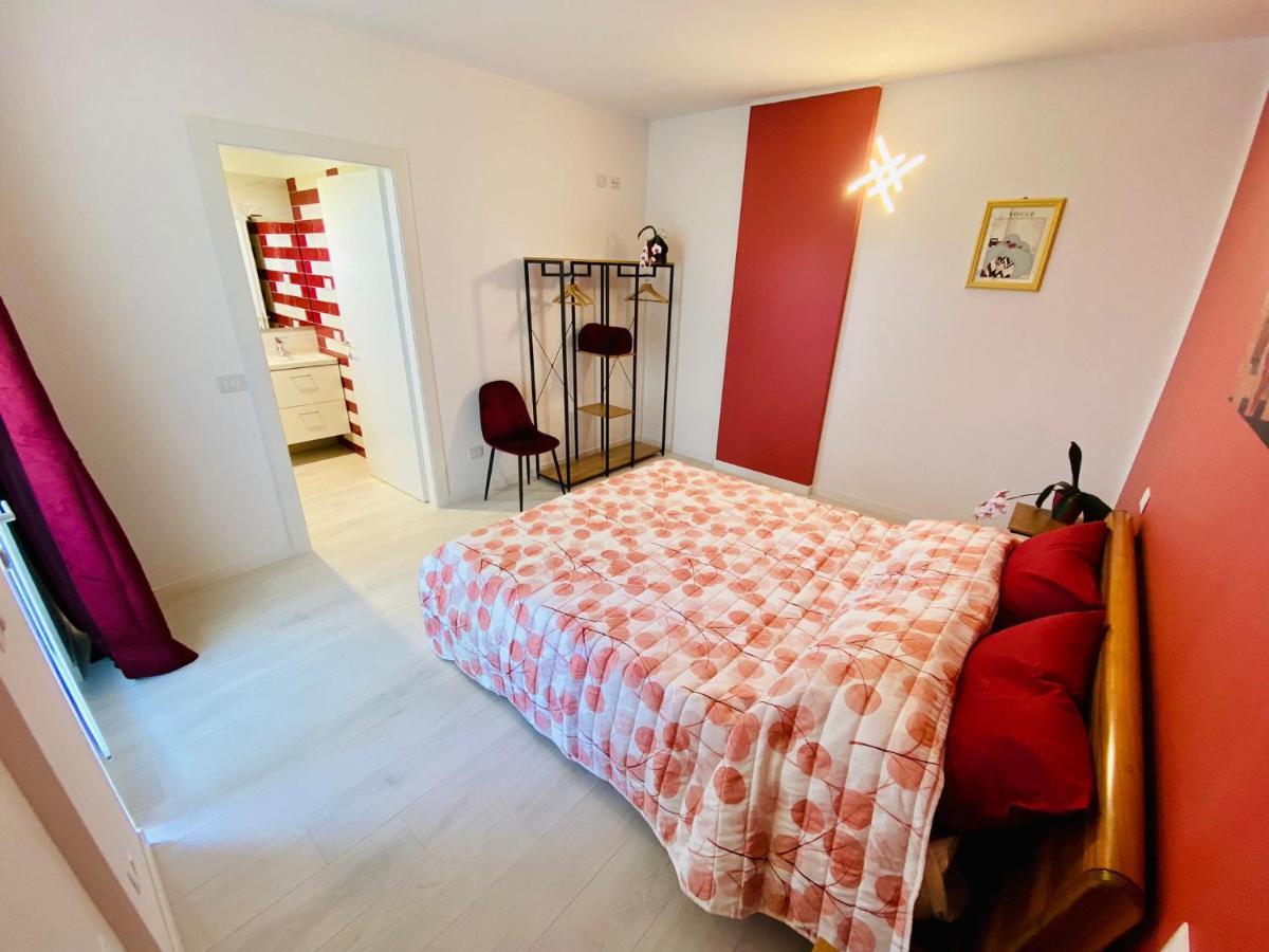 I Broletti Del Garda Hotel Pacengo Di Lazise Buitenkant foto