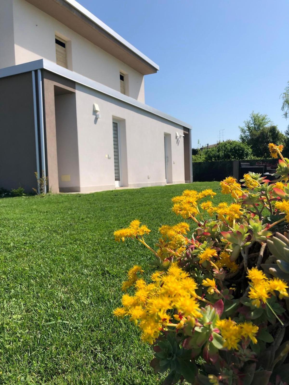 I Broletti Del Garda Hotel Pacengo Di Lazise Buitenkant foto